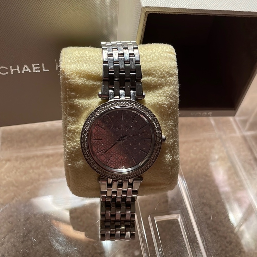 Michael  Kors woman’s watch